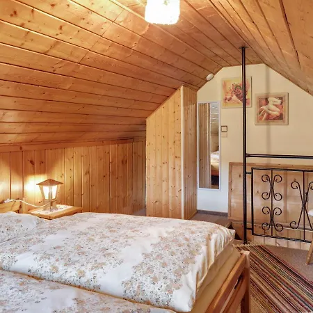 Snug In Altenfeld With Private Terrace Prázdninový dům *